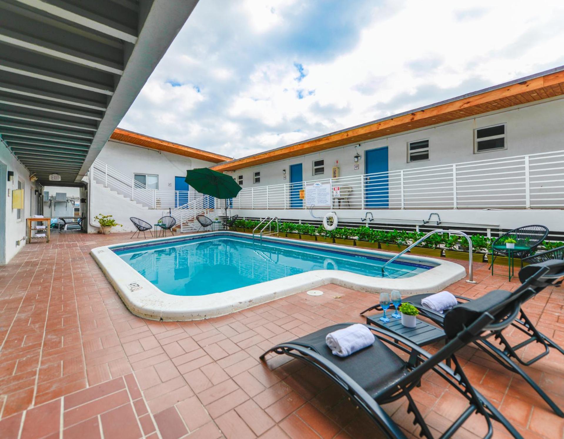 Outstanding Oceanfront Unit With Parking&Pool - M36 Apartment Hollywood Bagian luar foto